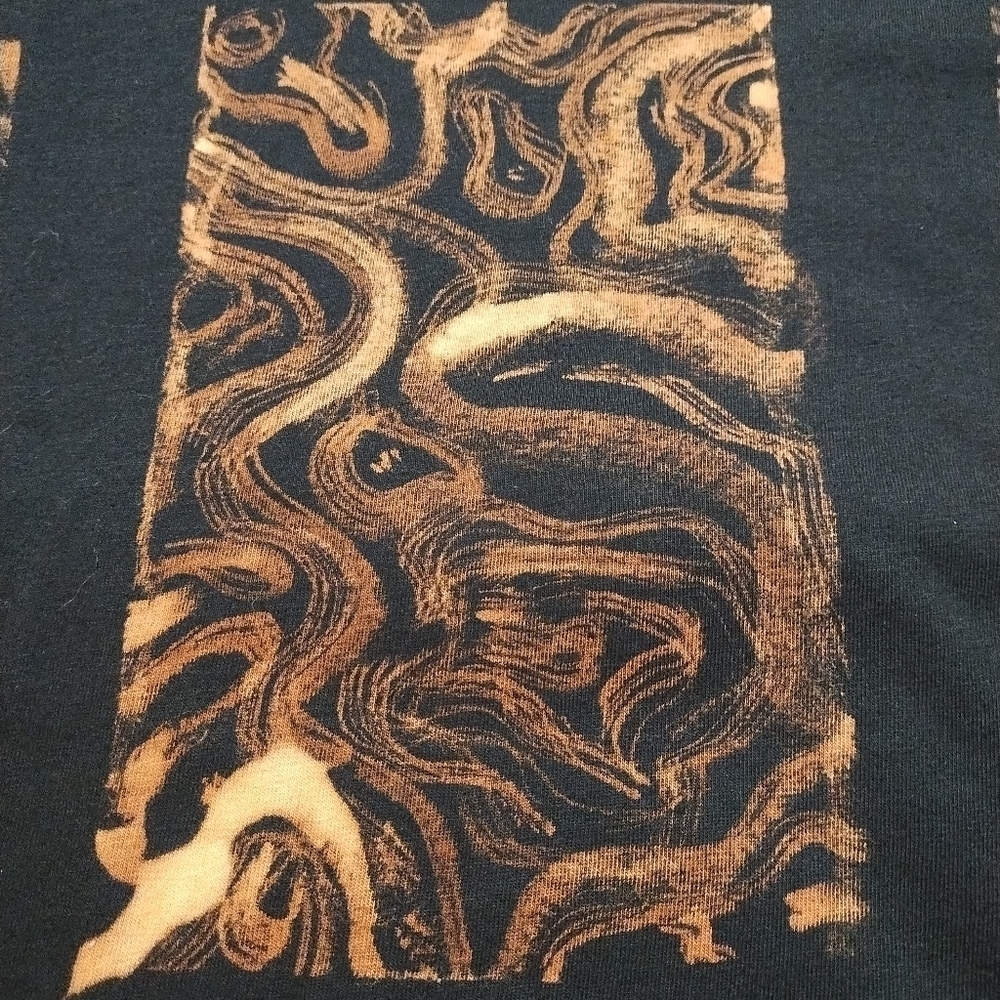 Black "windows To The soul" Tee - Picture 4 of 7